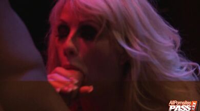 Orgiová párty v klube