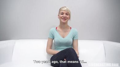 Šťavnatá amatérska kunda na castingu