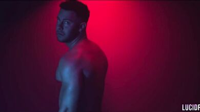 Ivy Wolfe predvedie svoju jemnejšiu stránku v neuveriteľne sexy videu