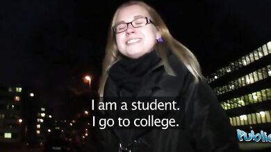 Studentka ma provokuje rečami o tehotenstve po tom, čo som sa jej urobil do kundy