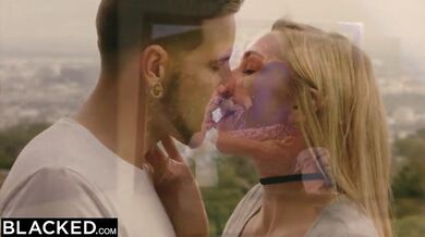 Kendra Sunderland – posadnutosť