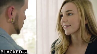 Kendra Sunderland – posadnutosť