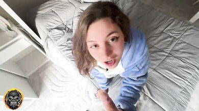 Moja nevlastná sestra nemala pod kostýmom nič