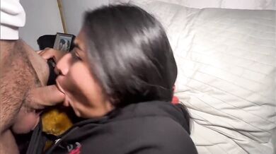 Nevlastný brat, som chorá, lebo mi nemeriaš teplotu svojím vtákom!