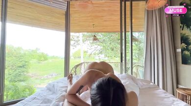 Ranný sex končiaci horúcim creampie