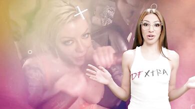 Paroháč si ho honí, zatiaľ čo jeho sexy prsatú ryšavú manželku šukajú realitní makléri