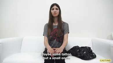 Český kasting s amatérskou teen Lenkou