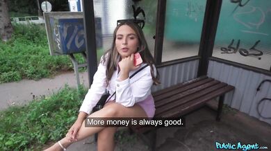 Stretol som sa s Arianou Van X a jej veľkým latinským zadkom na intenzívny sex vonku