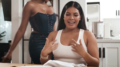 Destiny Mira a Olivia Jay si s Mayou Farrell a Tessou Thomas vymenili partnerov a zažili squirting