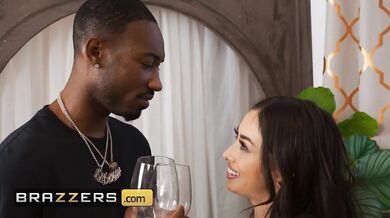 BRAZZERS – Zvodná Chloe Surreal zorganizuje dokonalú trojku a získa dvojnásobnú spokojnosť