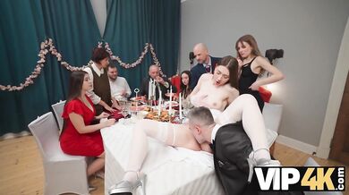 Darček od otca priateľa: Dvojitá penetrácia