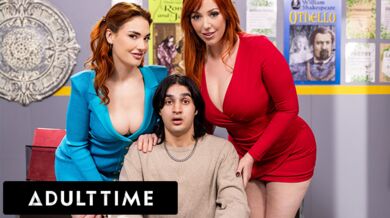 Pristihol prsatú nevlastnú mamu Lauren Phillips pri lesbickom romániku so sexy učiteľkou Siri Dahl