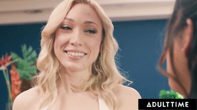 ADULT TIME – Lily LaBeau: Lesbická orgie s družičkami Octaviou Red, Ivy Ireland a Karinou Valentinou!