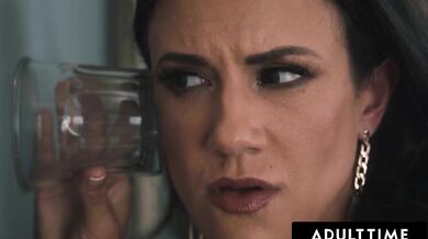 ADULT TIME – Nemravné MILFky Penny Barber a Ryan Keely majú skupinový sex s nevlastnými synmi, aby oslávili narodeniny!