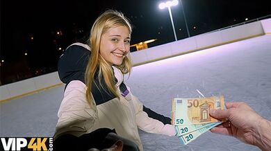 Funky Town ju chytili na verejnom klzisku a ošukali ju