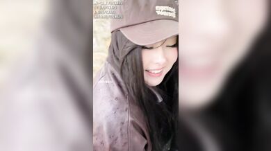PupuWaifu si to dáva do zadku v aute po dni strávenom nakupovaním