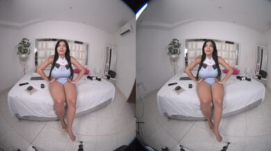 Alhana Pulido v sólovom VR porno videu