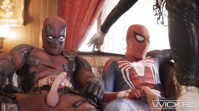 Spideypool sa vracia s Deadpoolom a Spidermanom, ktorí tvrdo šukajú Anu Foxxx