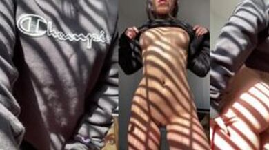 Ukazujem svoje dokonalé telo pod mikinou s kapucňou