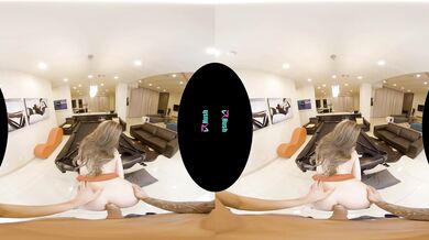 Hranie vo VR s Emily Addison