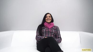 Amatérka Kristyna ukazuje svoje telo na českom kastingu 1385