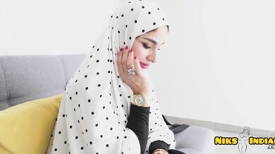 Arabská MILF Estela Osorio šuká so svojím osobným trénerom s veľkým čiernym vtákom