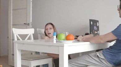 Ruský pár v trojke