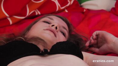 Super roztomilá Nemka Anna skúša niečo nové