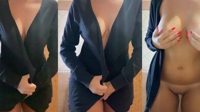 Sebavedomá prsatá MILF