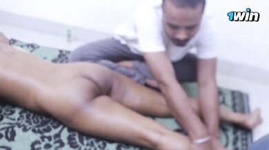 Horúci sex pri masáži s krásnou Indkou