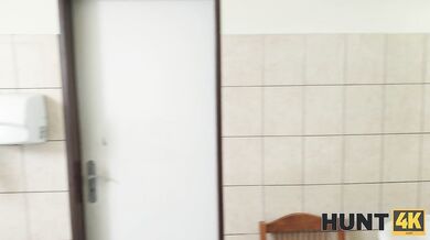 Ara Mix podvádza svojho priateľa