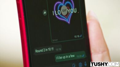 TUSHY - Ohromujúca Rika má intenzívny anál s mužom svojej najlepšej kamarátky