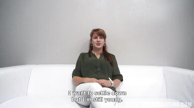 Pekná amatérka Ivana ukazuje, ako šukať na kastingu