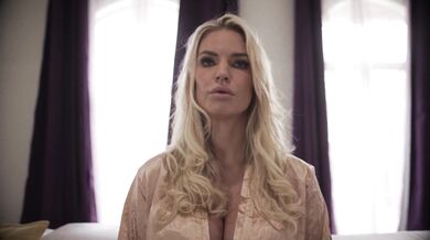 MILF Rachael Cavalli miluje šukat mladého nadrženého muža
