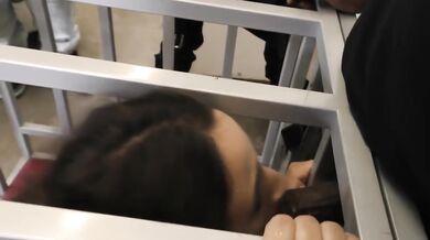 Ashley Adams medzirasovej gangbang fajčenia