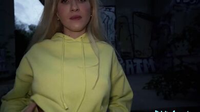 Public Agent - Povedala, že miluje svojho priateľa LOL
