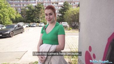 Public Agent - Kaira mi zloží kondóm, aby ma bez neho lepšie cítila
