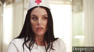 Deeper - Sexi zdravotná sestra Angela White sa stará o pacienta Manuela