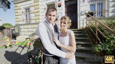 Nevesta Sarah Kay šuká s cudzincom za prachy pred svojim novomanželom